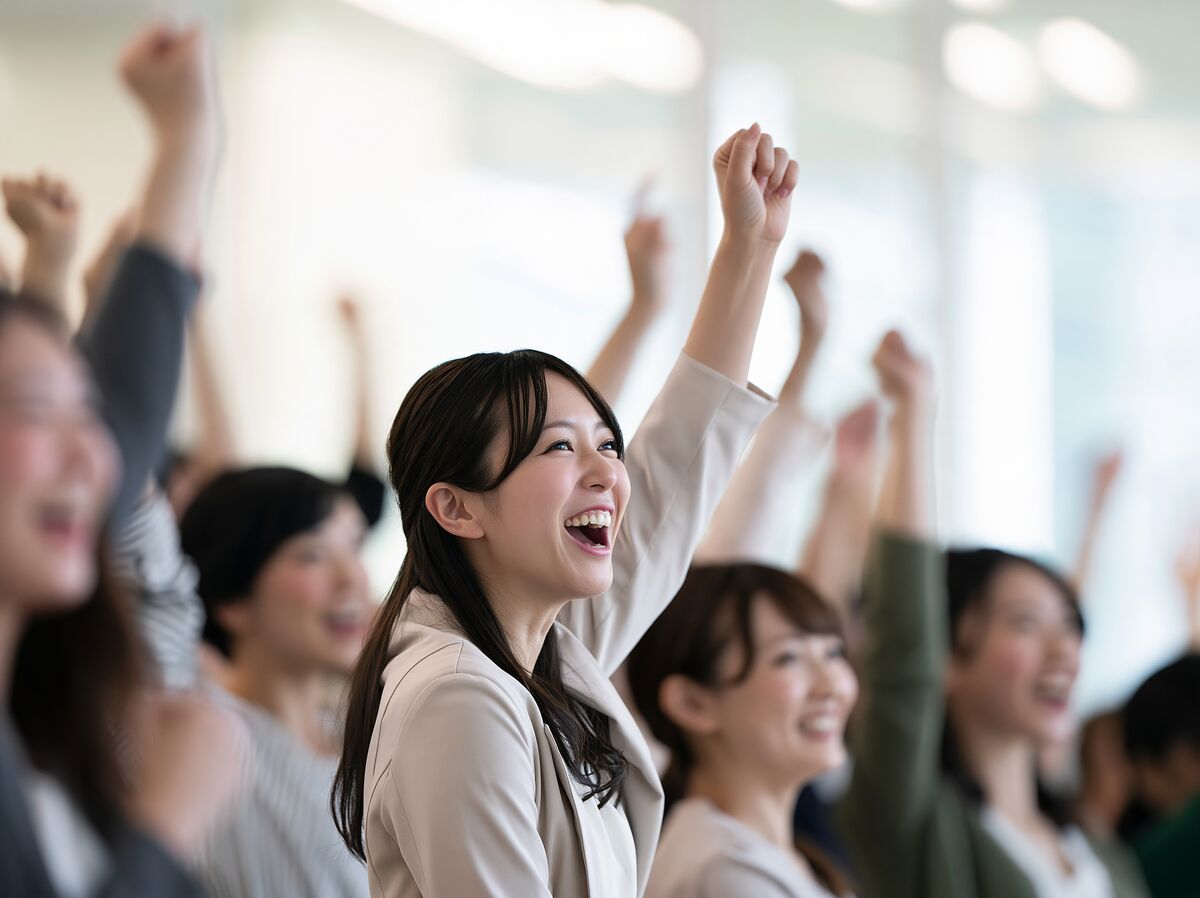 社員が集まって合理的配慮の研修を受けているイラスト